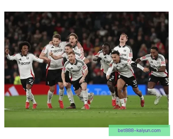 德甲转会窗口再掀波澜，多队争夺新星球员表现亮眼