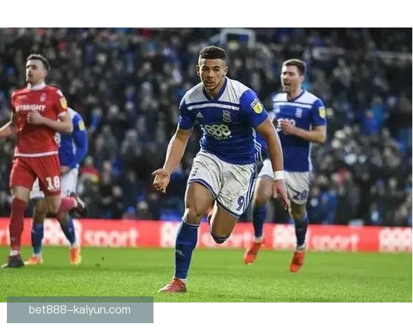 诺丁汉关键球员表现稳健，助球队争夺联赛较前名次。