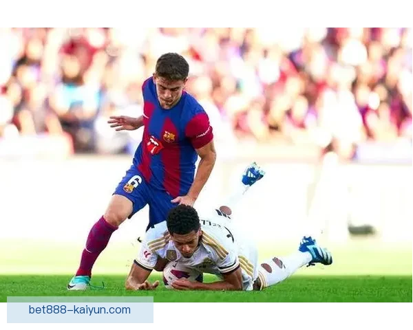 加维在国家德比中的表现引发广泛关注，状态逐渐回暖