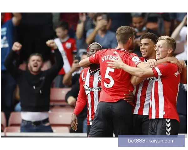 英超瓦伦蒂诺·利夫拉门托状态回暖，表现逐渐提升引人关注